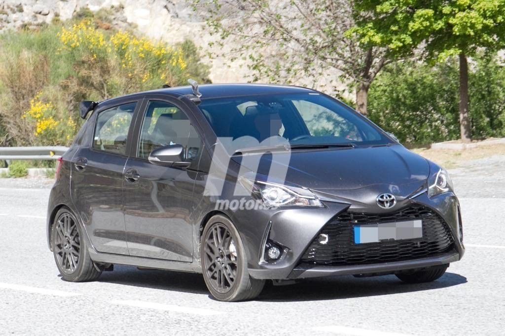 Toyota Yaris GRMN, el radical urbano japonés cazado en la calle