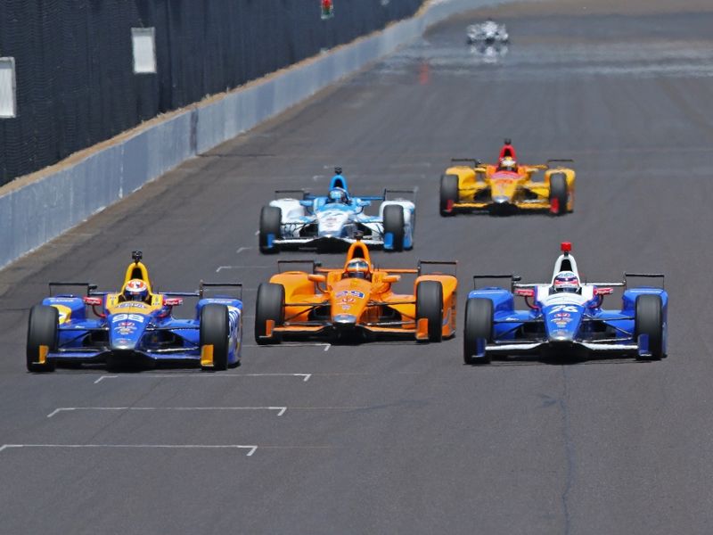 [Vídeo] Trabajo intenso en el tráfico para Alonso antes de la carrera