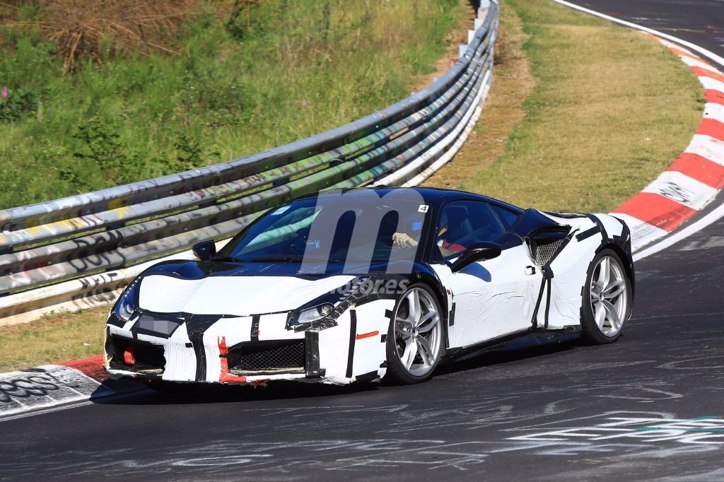 Cazamos un Ferrari 488 GTB probando nueva mecánica en Nürburgring