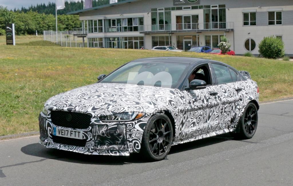 Cazado el Jaguar XE SV Project 8 poco antes de su debut en Goodwood