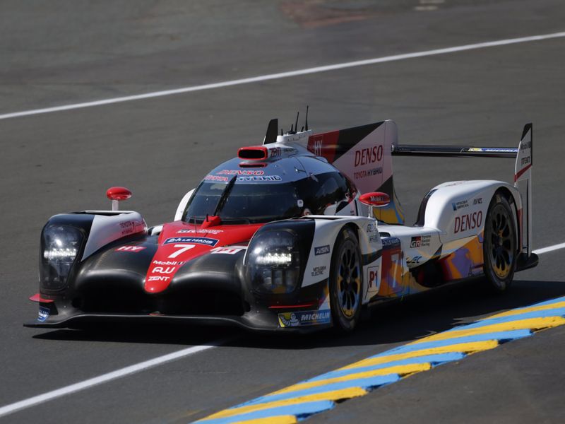 Kamui Kobayashi destroza el récord de vuelta de Le Mans