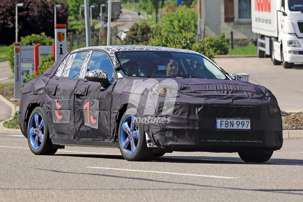 Lynk & Co 03: cazada una nueva unidad en Alemania durante unos tests