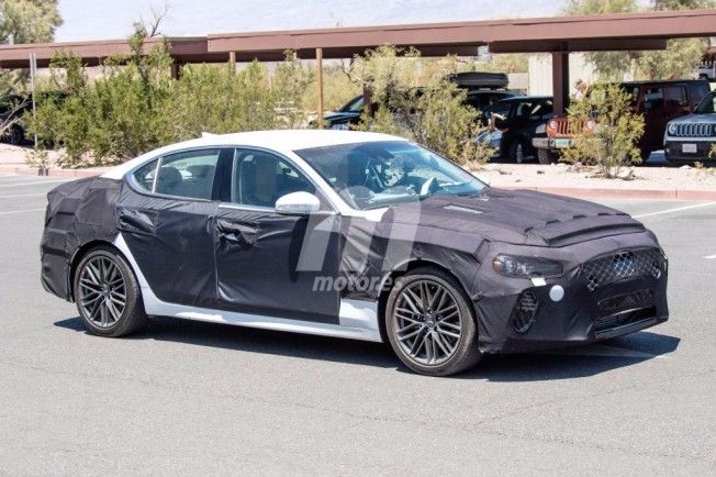 Genesis G70 2018 - foto espía