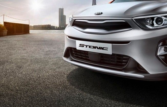 Kia Stonic 2018 - frontal