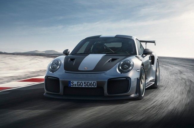 Porsche 911 GT2 RS 2018