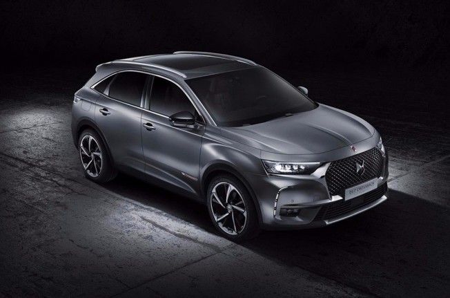 DS 7 Crossback La Première