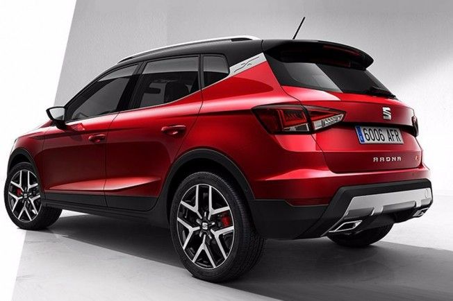 SEAT Arona FR - posterior