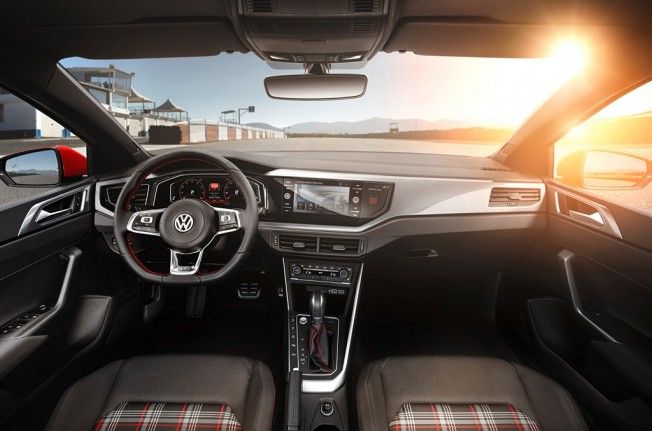 Volkswagen Polo GTI 2018 - interior