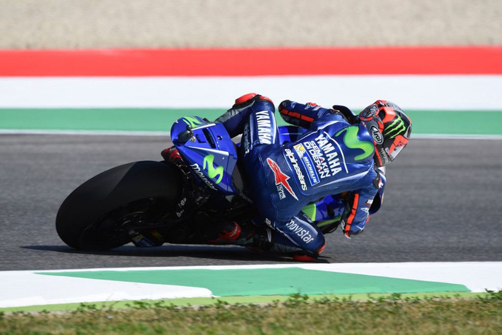 Viñales supera a Rossi y Dovizioso por la pole de MotoGP en Mugello