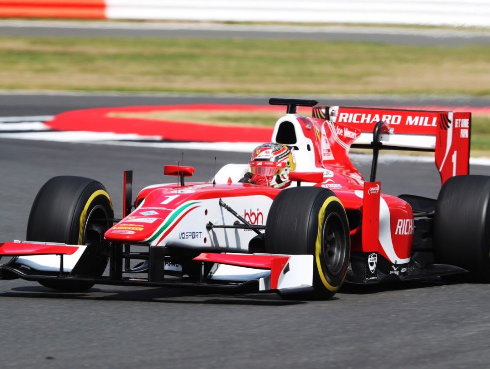 Charles Leclerc mete sexta en Silverstone