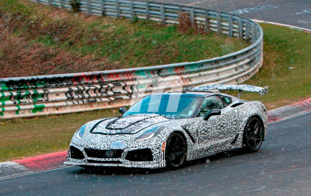 Las últimas imágenes del Chevrolet Corvette ZR1 2018 volando en Nürburgring