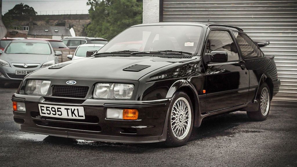 Ford Sierra Cosworth RS500 de 1987 con muy pocos kilómetros a subasta