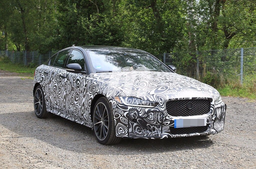 Un primer vistazo al Jaguar XE SVR 2018, la versión más deportiva