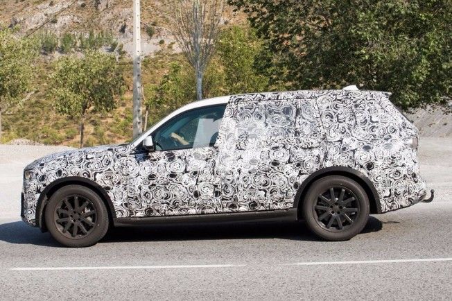 BMW X7 2018 - foto espía lateral