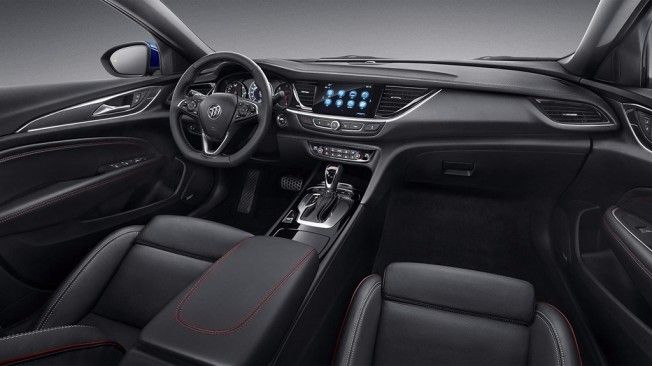 Buick Regal GS 2018 - interior