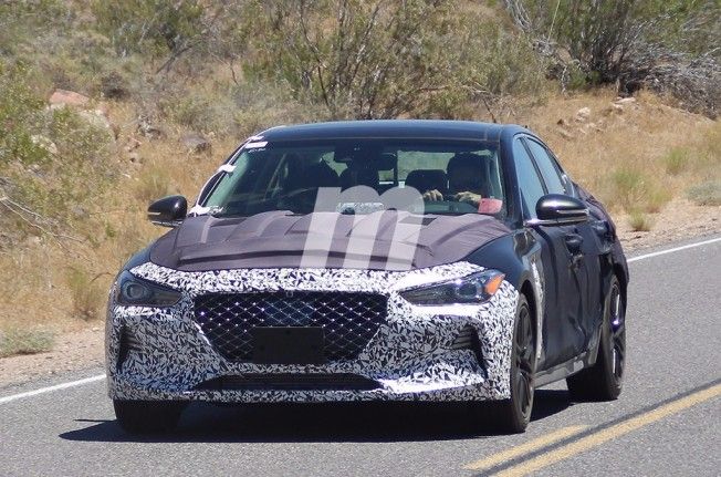 Genesis G70 2018 - foto espía