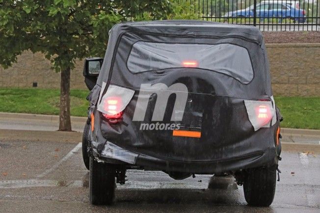 Jeep Wrangler 2018 - foto espía posterior