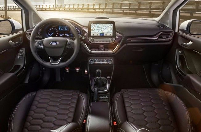 Ford Fiesta 2017 - interior