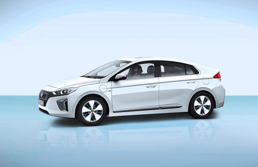 El nuevo Hyundai IONIQ Plug-in Hybrid ya tiene precio en España