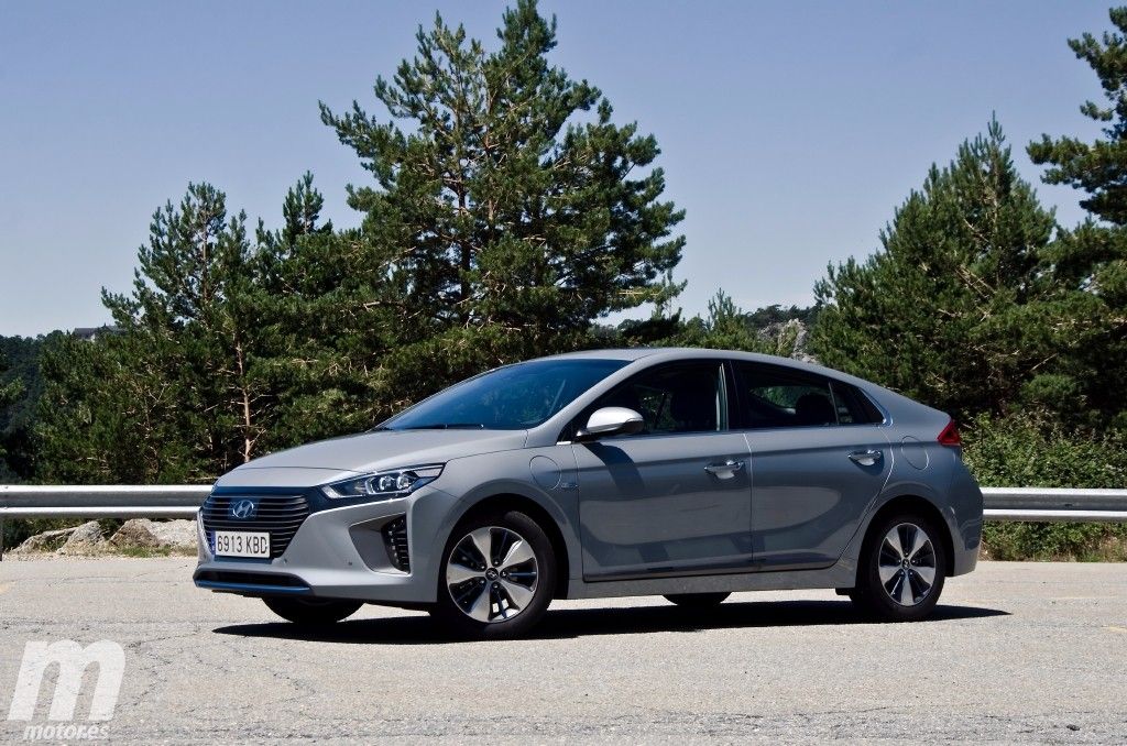 Prueba Hyundai IONIQ Híbrido-enchufable