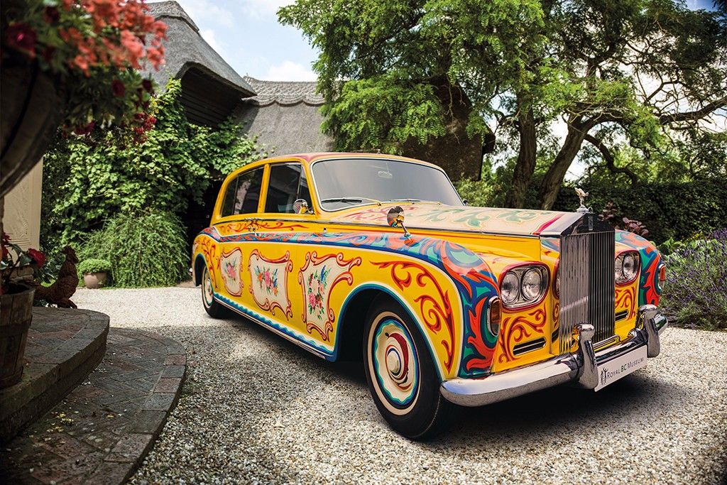 El excéntrico Rolls-Royce Phantom V de John Lennon vuelve a casa