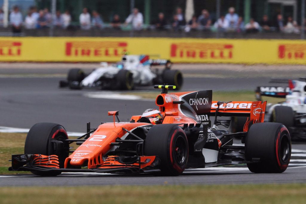 Vandoorne: "El ritmo que tuvimos hoy en carrera fue alentador"