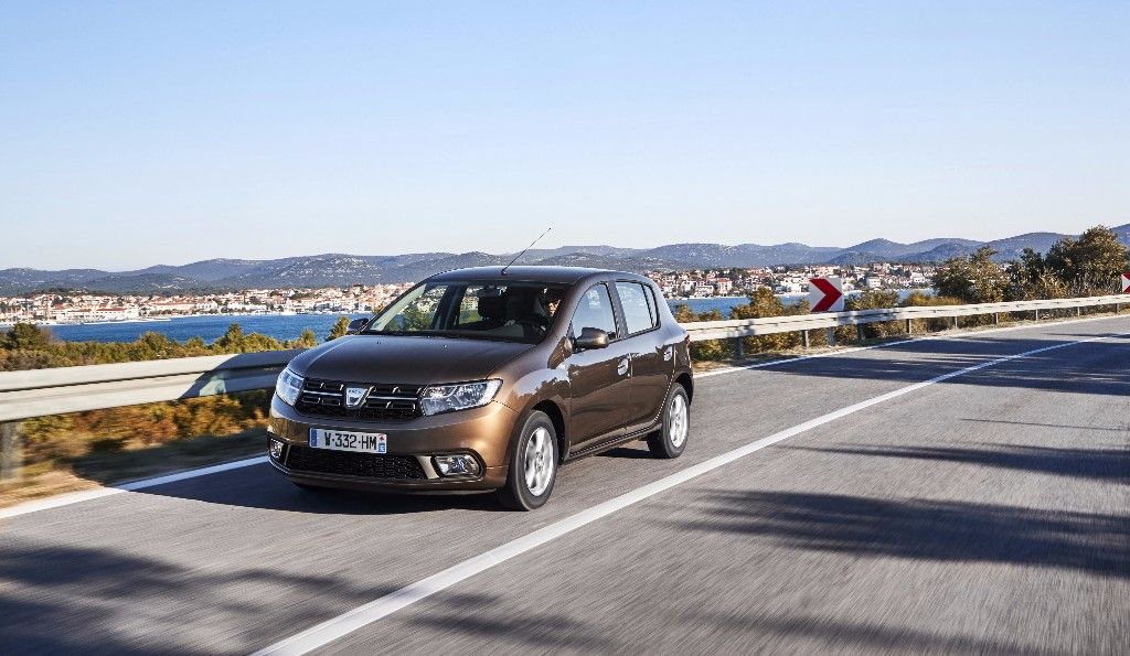 Italia - Junio 2017: Récord para el Dacia Sandero