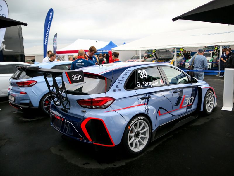 El Hyundai i30 N TCR ya luce sus colores oficiales