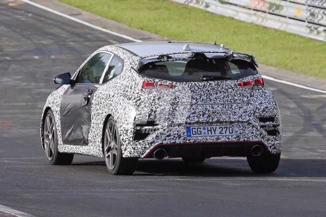 Hyundai Veloster N - foto espía posterior