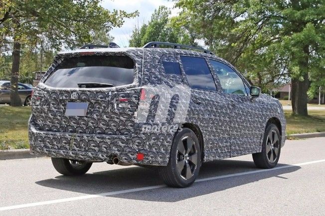 Subaru Forester 2019 - foto espía posterior