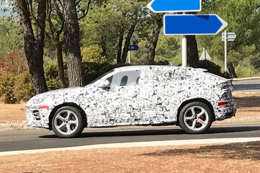 Lamborghini Urus: nuevas fotos desde el sur de Francia