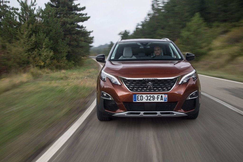 Francia - Julio 2017: El mejor registro para el Peugeot 3008