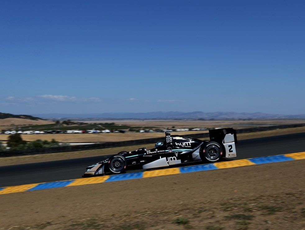 Decisivo comienzo de récord en Sonoma para Josef Newgarden