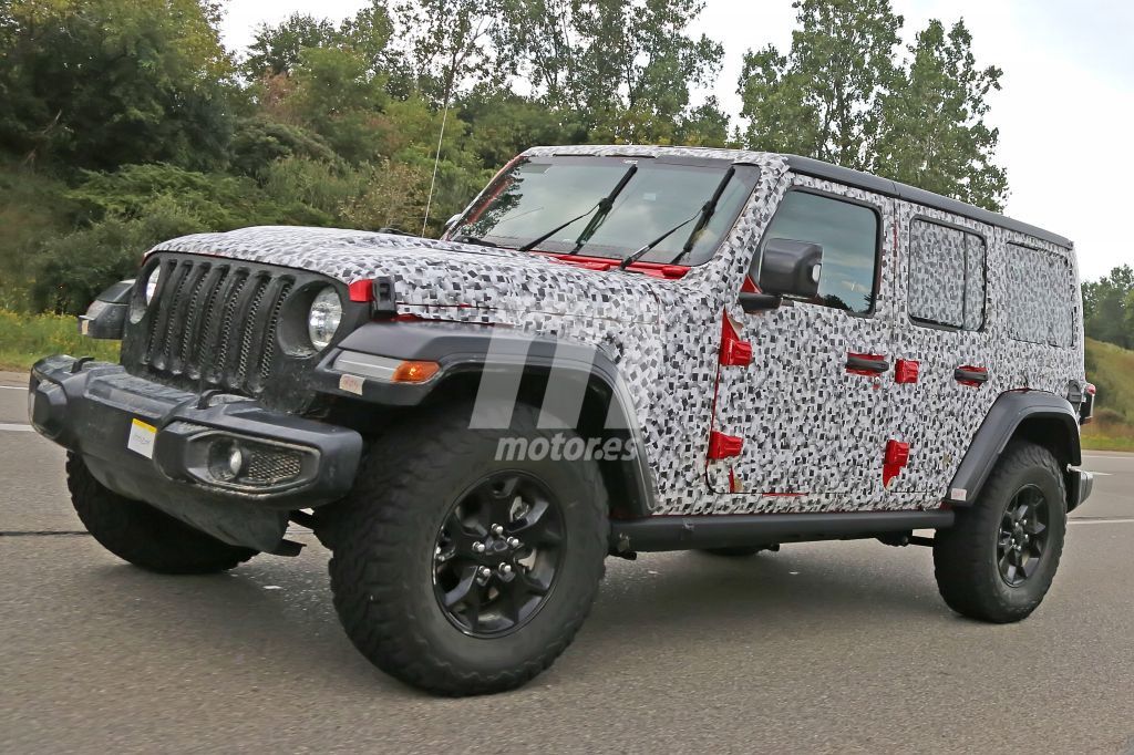 Jeep Wrangler 2018: primeras imágenes del frontal y la zaga al descubierto