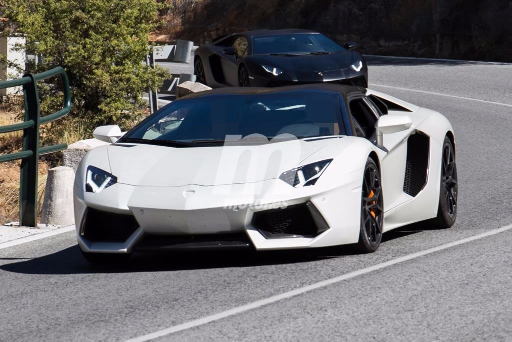 Cazado un Lamborghini Aventador Roadster potenciado en pruebas