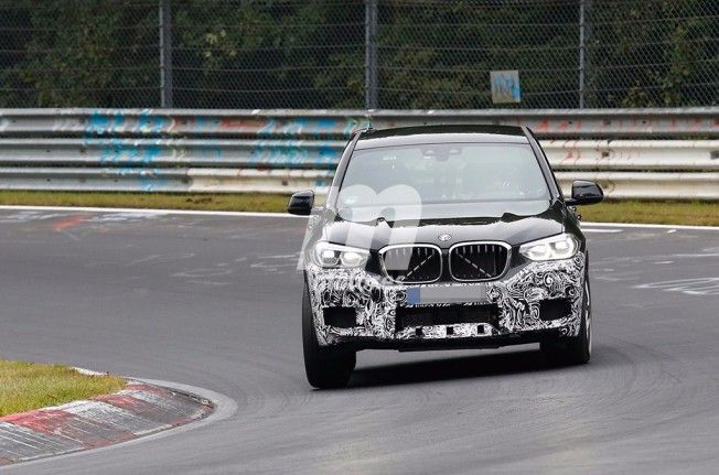 BMW X3 M 2018 - foto espía frontal