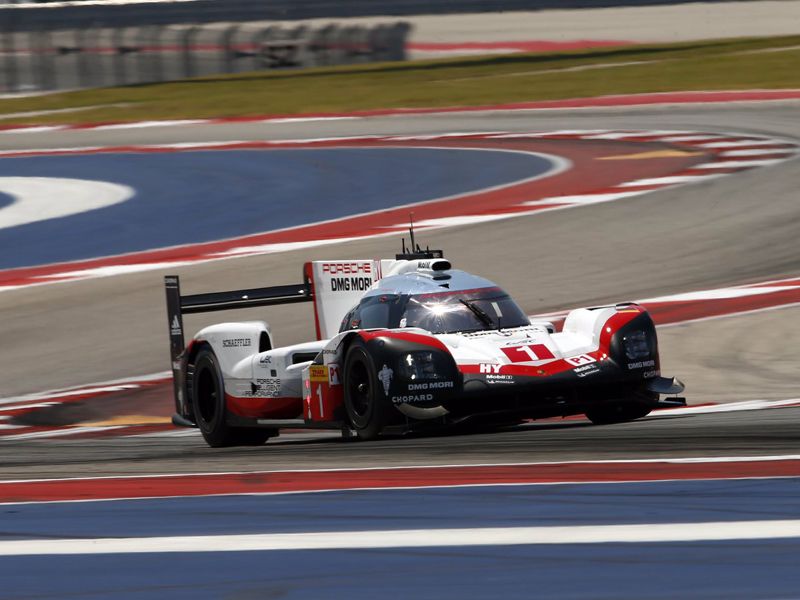 Porsche se anota los dos primeros libres en el COTA