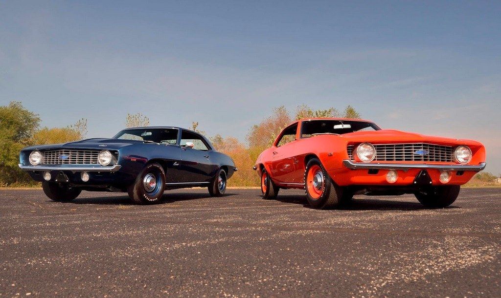 Dos de los rarísimos Chevrolet Camaro ZL1 1969 juntos a subasta