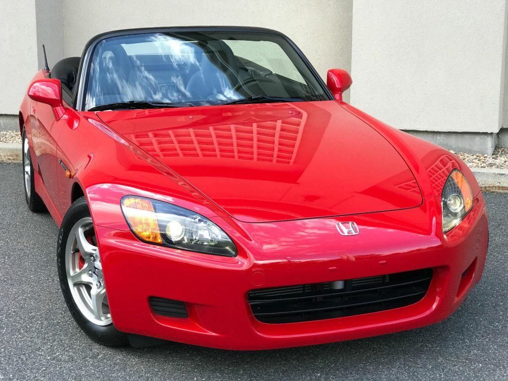 Aparece un Honda S2000 casi a estrenar con solo 499 millas de uso