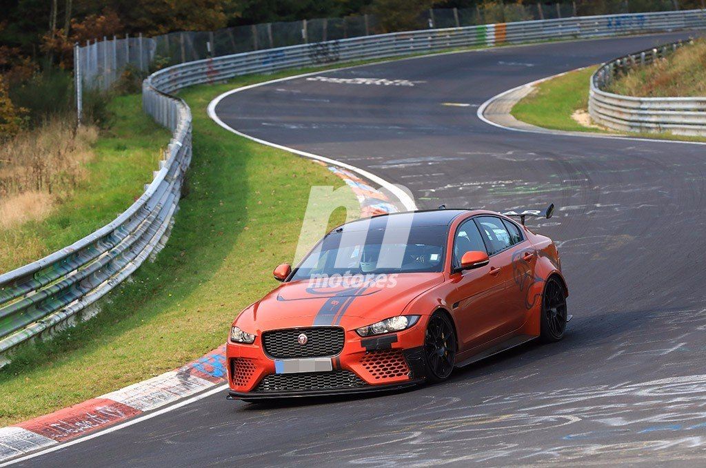 El nuevo Jaguar XE SV Project 8 se enfrenta a Nürburgring