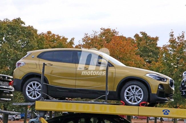 BMW X2 2018 - foto espía lateral