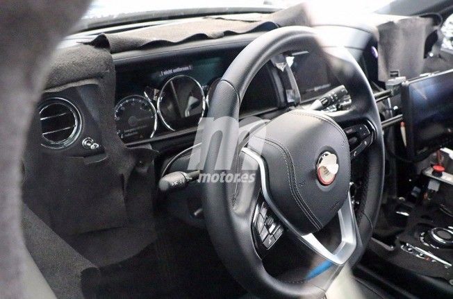 Rolls-Royce Cullinan 2020 - foto espía interior