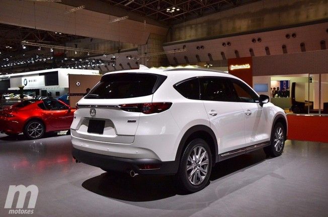 Mazda CX-8 2018 - posterior