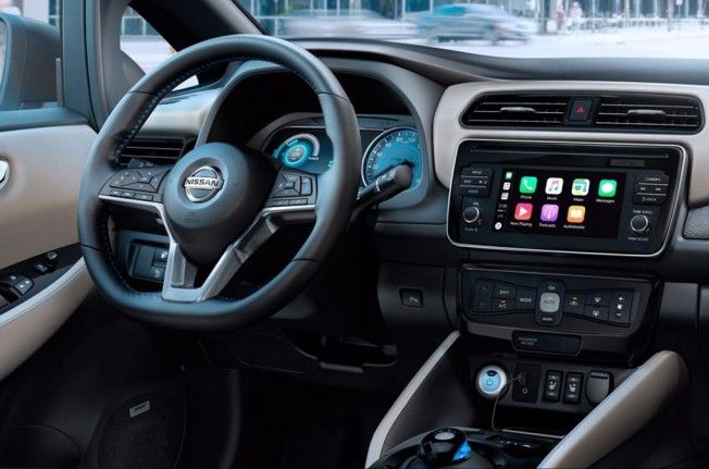 Nissan Leaf 2018 - interior