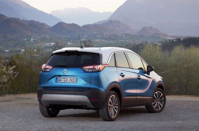 Opel Crossland X GLP - posterior