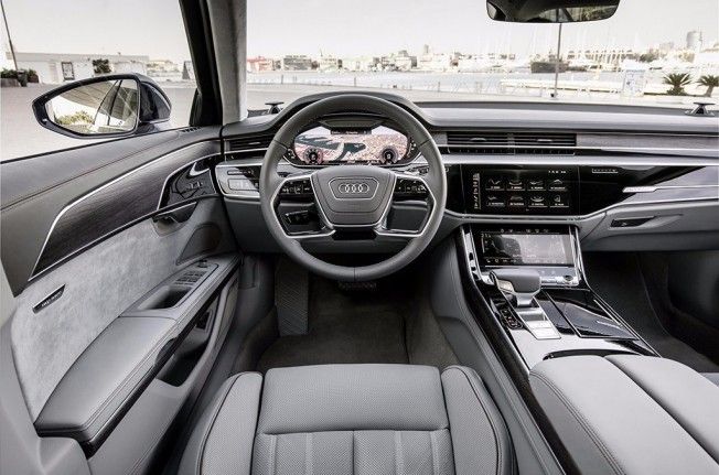 Audi A8 2018 - interior