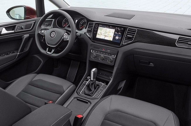 Volkswagen Golf Sportsvan 2018 - interior