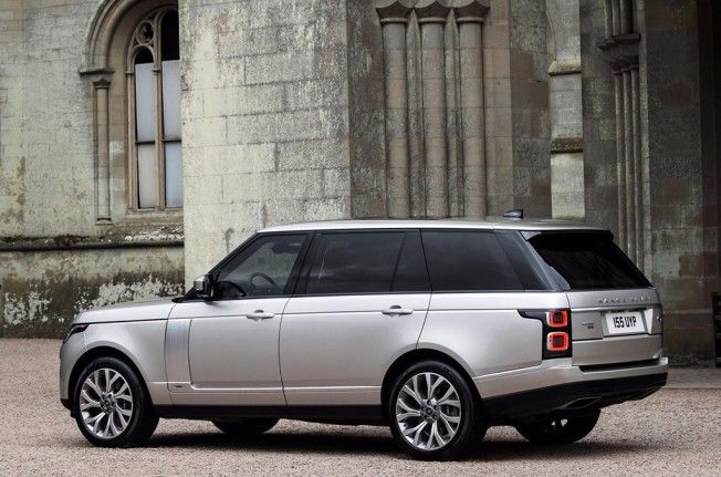 Range Rover P400e 2018 - posterior