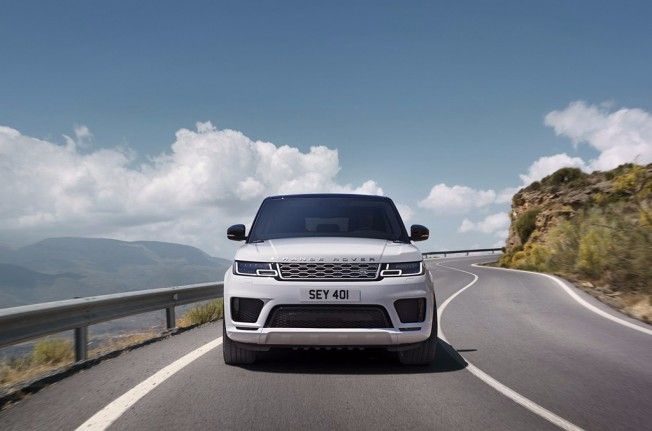 Range Rover Sport P400e - frontal