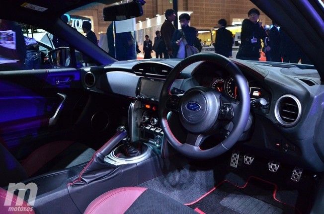 Subaru BRZ STI Sport - interior